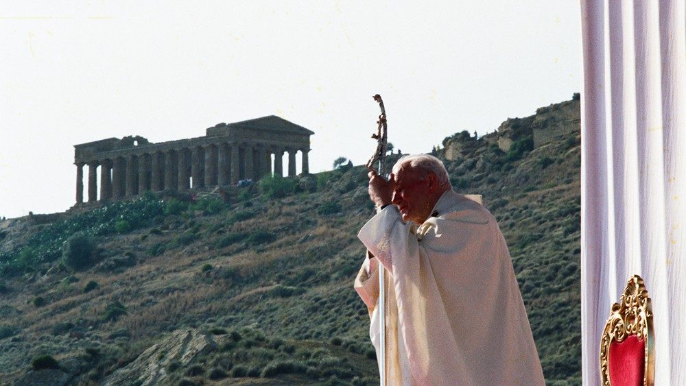 2020.09.21 Giovanni Paolo II Valle dei templi Sicilia 1993
