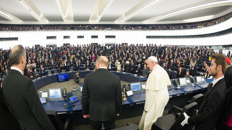 Papst Franziskus bei einem Besuch im Straßburger EU-Parlament