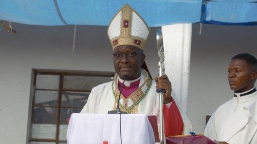 RD Congo : ordination épiscopale du nouvel évêque de Kabinda, Monseigneur Ntambue