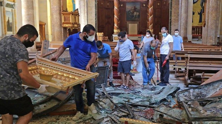 Възстановяване на разрушена църква в Ливан, ПНЦ,  2020.10.05 