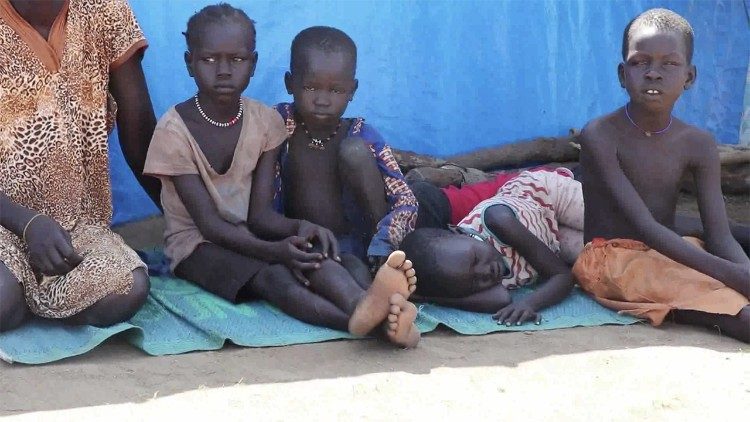 Sud-Sudan-inondazioni-bambini-profughi-2020.jpg