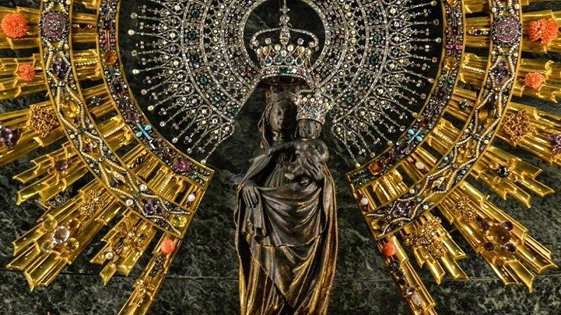 12 de octubre: fiesta de la Virgen del Pilar y Día de la Hispanidad -  Vatican News