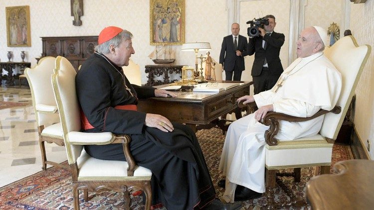 Аудиенция на папа Франциск с кардинал Джордж Пел