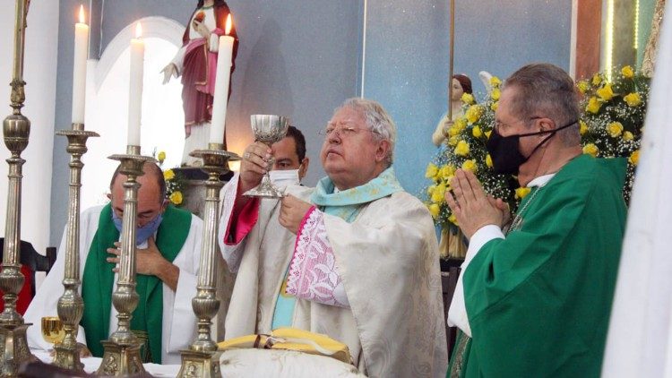 Consagração a Nossa Senhora Aparecida - São João da Barra