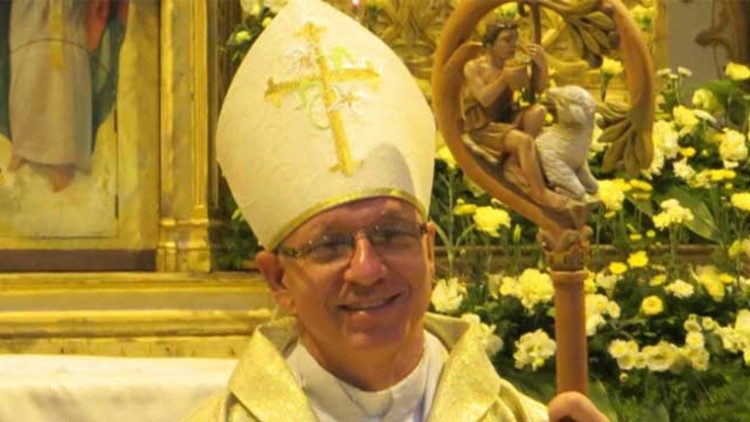Monseñor Flock, obispo de la Diócesis de San Ignacio de Velasco, en Bolivia