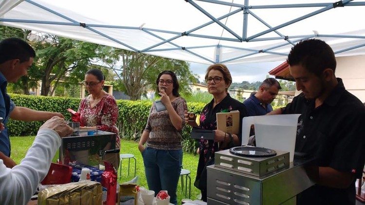 Difusión y comercialización de Fray Café 