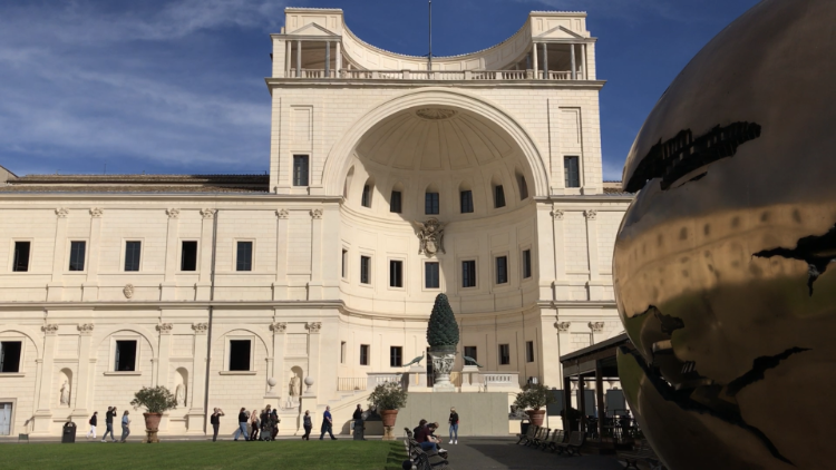 Vatikano muziejai, kankorėžis