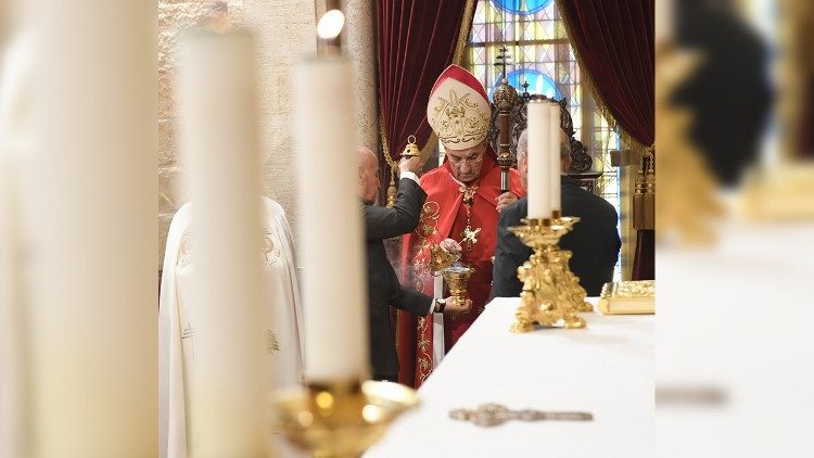 البطريرك مار بشارة بطرس الراعي مترئسا القداس الإلهي في كنيسة الصرح البطريركي في بكركي الأحد 18 تشرين الأول 2020
