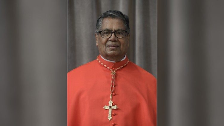 Kardinál Anthony Soter Fernandez, emeritní arcibiskup Kuala Lumpur