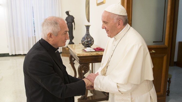 Popiežius Pranciškus ir arkivyskupas Silvano Tomasi