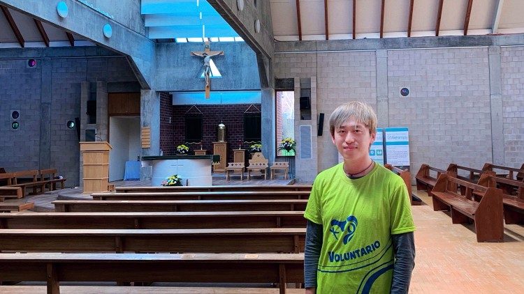Si Chun Lam, one of the participants in the Economy of Francis, in his parish church of Sacred Heart in Coventry, UK