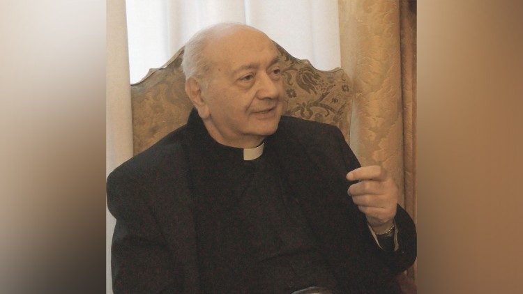 Padre Giandomenico Mucci s.j.