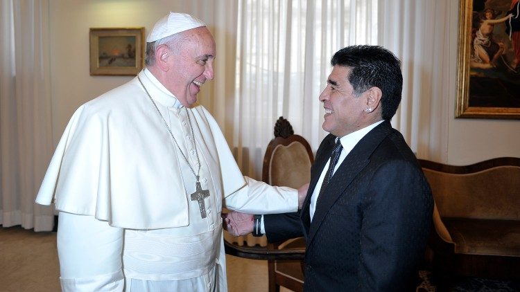 Папа Франциск и Диего Марадона на встрече в Ватикане (4 сентября 2014 г.)