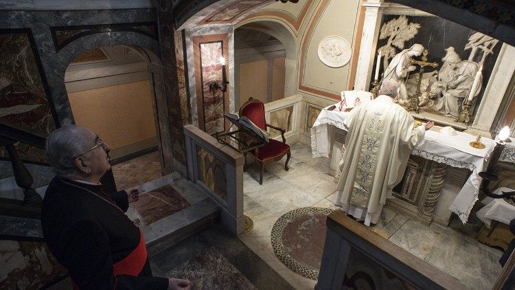 Ferenc pápa a Santa Maria Maggiore bazilika Jászol kápolnájában
