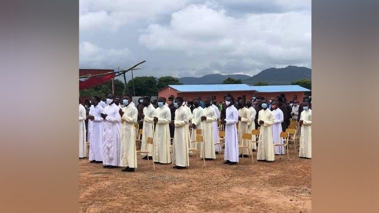 Angola - Novo Seminário de Teologia, na Diocese do Sumbe  