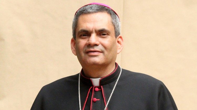 Monseñor Elkin Fernando Álvarez Botero.