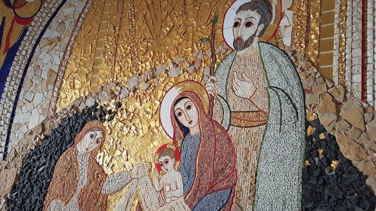  Sacra Famiglia, Natività, mosaico di Marko Rupnik