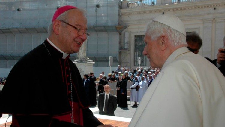 Arcibiskup Oscar Rizzato s Benediktem XVI.
