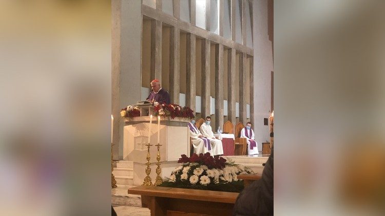 L'omelia del funerale tenuta dal cardinale Krajewski