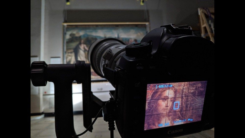 Raphael Cartoons panoramic photography project at V&A   Royal Collection Trust / ? Her Majesty Queen Elizabeth II 2019  Photograph: Gabriel Scarpa for Factum Foundation ? Factum Foundation