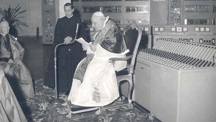 Archive image of Pope John XXIII speaking to the world through the microphones of Vatican Radio