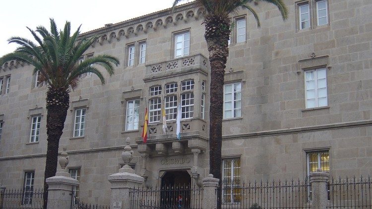 The episcopal residence of Ourense, one of the buildings supplied by "green energy."