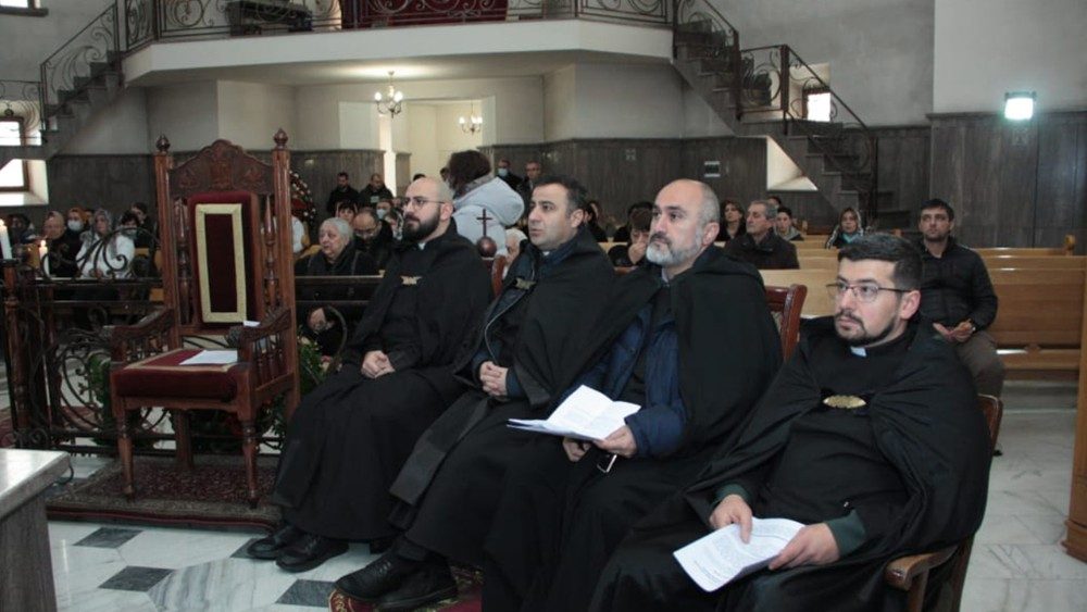 2021.02.17 Armenia: Esequie di Mons Nshan Karakeheian