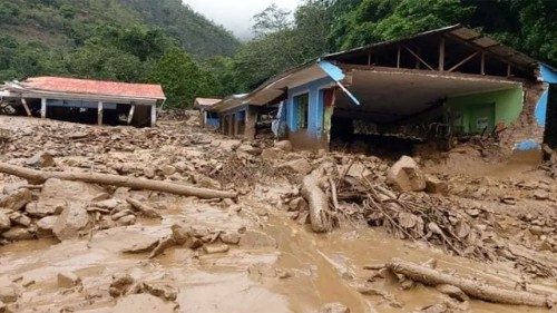   LLuvias e inundaciones en la Amazonia peruana, miles de damnificados