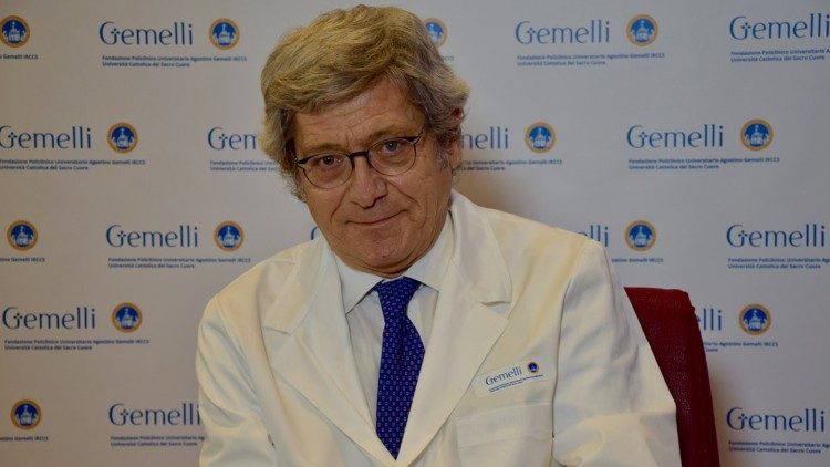 Profesorul Roberto Bernabei,  noul medic personal al papei Francisc