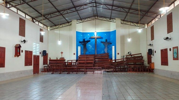 As capelas viraram abrigo em Sena Madureira