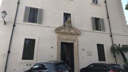 Tribunale-vaticano-uffici-giudiziari-processo-totale-fronte-palazzo.jpg