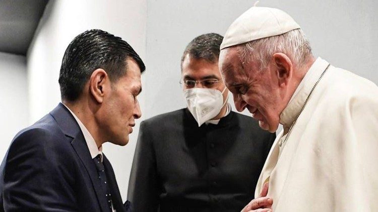 Pope Francis greets Alan Kurdi's father