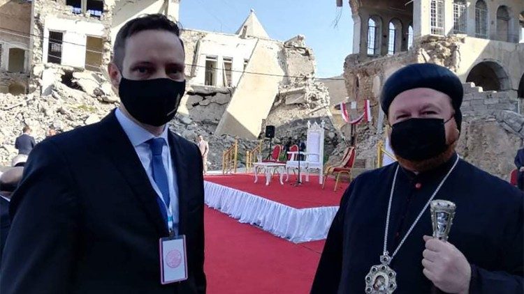Azbej Tristan államtitkár Irakban 2021-ben Ferenc pápa látogatásakor