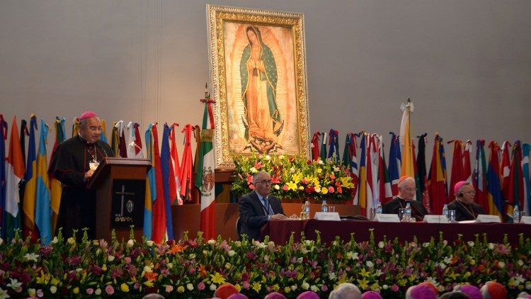 Popiežiškosios Lotynų Amerikos komisijos piligrimystė į Gvadalupės Marijos šventovę Meksikoje 2013 m. 