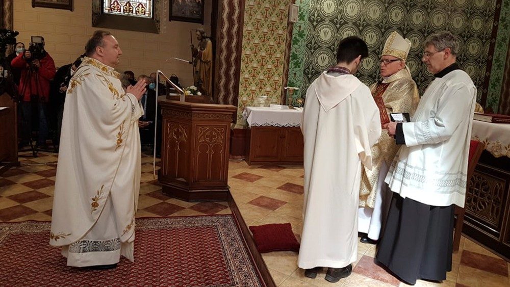 Eпископско ръкоположение на монсеньор Страхил Каваленов