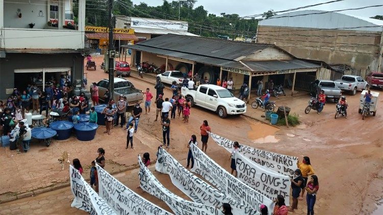 Manifestação de apoio ao povo Munduruku