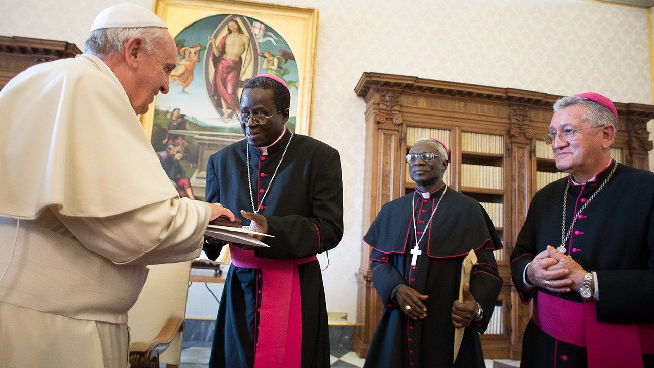 Askofu josé lampra cà wa jimbo katoliki la bissau, guinea bissau - | vatican news