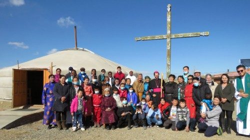 Mongolia, la Pasqua del piccolo gregge