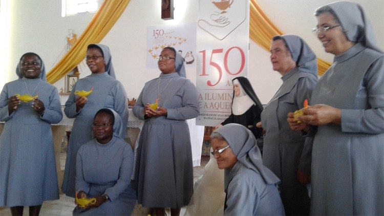 Irmãs Franciscanas Hospitaleiras em São Tomé e Príncipe