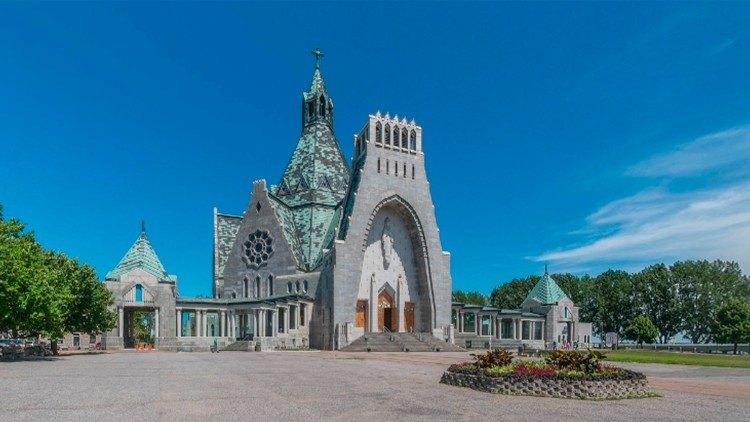 Notre-Dame-du-Cap அன்னை மரியா திருத்தலம்