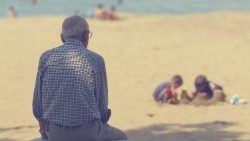 gioco-spiaggia-nonno.jpg