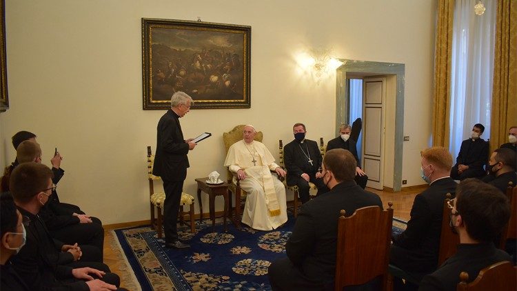 Папа Франциск в Папската църковна академия