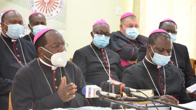 Dom Martin Kivuva Musonde, Arcebispo de Mombasa, e outros Bispos do Quénia