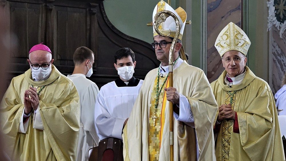 Škofovsko posvečenje msgr. dr. Maksimilijana Matjaža v nedeljo, 30. maja 2021, v Gornjem Gradu.
