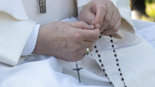 Påven ska leda en rosenkransbön för freden i Ukraina 