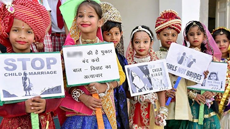 Save the Children pede apoio às manifestações contra o casamento infantil no mundo