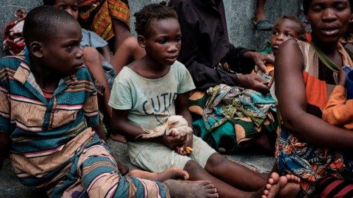 Mozambik: Džihádisti unášajú deti a robia z nich vojakov