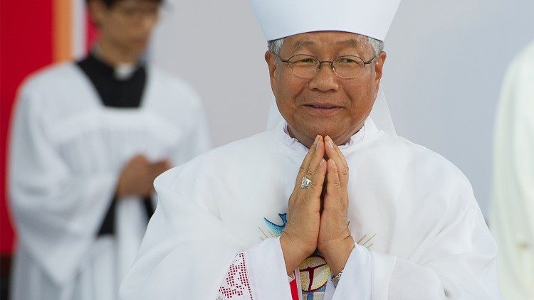 Mgr You, le nouveau préfet de la Congrégation pour le Clergé, ici lors de la visite du Pape François en Corée en 2014.