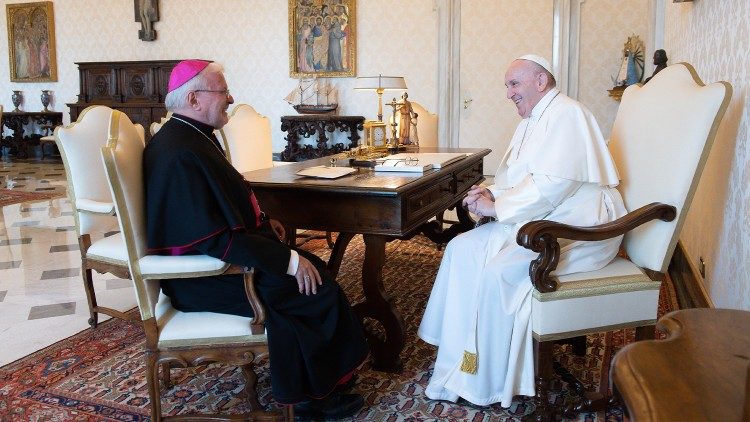 Papež Frančišek in msgr. Giordano, 17. junij 2021