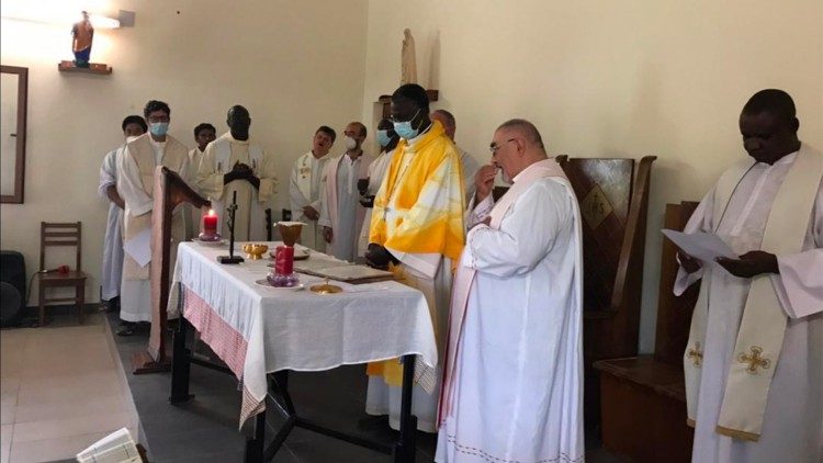 D. José Lampra Cá, Administrador Apostólico de Bissau, na Missa de abertura do Centro "Beato Isidoro Bakanja"